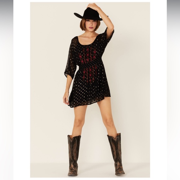 Shyanne Dresses | Shyanne Women's Black Smocked Southwestern Floral Embroidered Dress | Color: Black/Gold | Size: Xs | Jlopez369'S Closet Shyanne Dresses | Shyanne Women's Black Smocked Southwestern Floral Embroidered Dress | Color: Black/Gold | Size: Xs | Jlopez369'S Closet